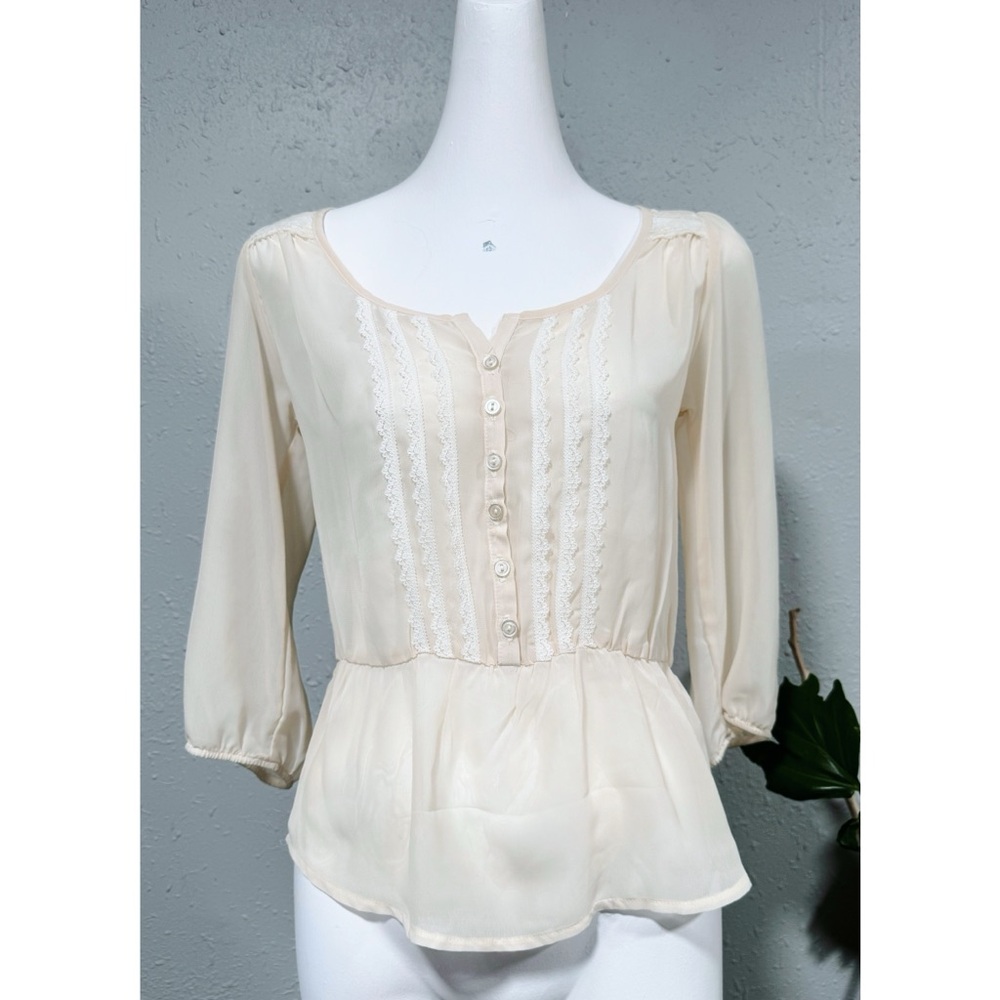 Love Be Loved Elegant Cream Button-Down Sheer Peplum Blouse Small